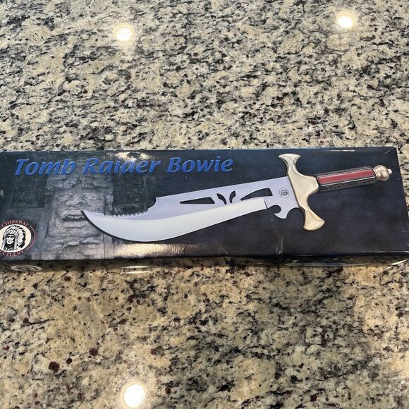 CHIPAWAY CUTLERY 19" TOMB RAIDER BOWIE KNIFE STAINLESS STEEL NEW WITH SHEATH - Picture 1 of 5